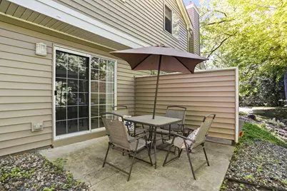 2768 Autumnwood Lane, Hopkins, MN 55305 - Photo 16