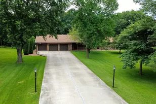 19634 Skyview Cir, Hutchinson, MN 55350 - Photo 34