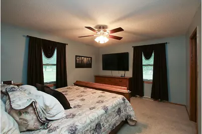 19634 Skyview Circle, Hutchinson, MN 55350 - Photo 16