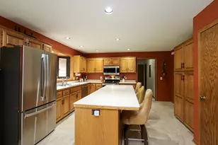19634 Skyview Cir, Hutchinson, MN 55350 - Photo 10