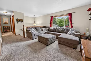 880 Pearl View Dr, Sauk Rapids, MN 56379 - Photo 20