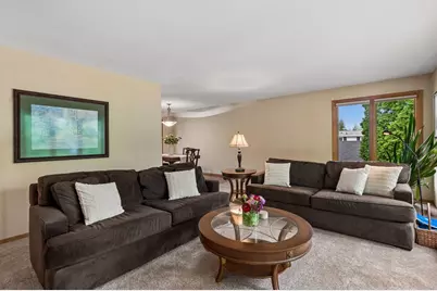 2863 Aglen Street, Roseville, MN 55113 - Photo 6