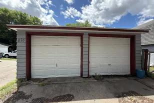 878 22nd Ave SE, Minneapolis, MN 55414 - Photo 2