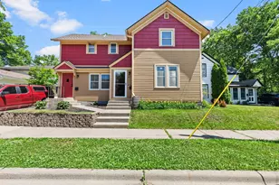 417 Harriet St S, Stillwater, MN 55082 - Photo 2