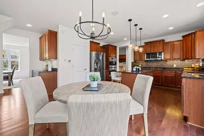 2550 Arrowhead Lane, Chanhassen, MN 55317 - Photo 6