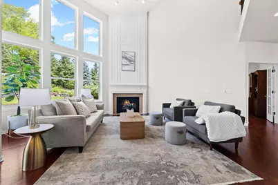 2550 Arrowhead Lane, Chanhassen, MN 55317 - Photo 4