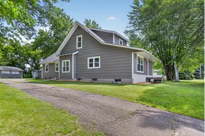 500 8th Street SE, Braham, MN 55006 - Photo 2