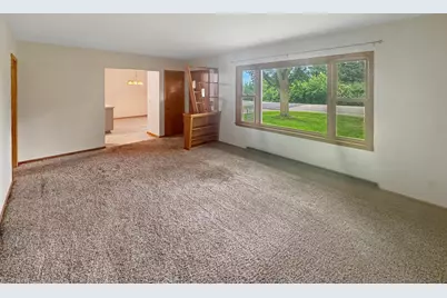 2727 34th Street, Slayton, MN 56172 - Photo 2