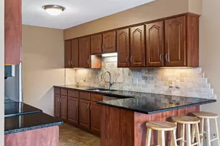 4480 Clover Ln, Eagan, MN 55122 - Photo 16