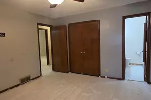 6413 Toledo Ave N, Brooklyn Center, MN 55429 - Photo 8