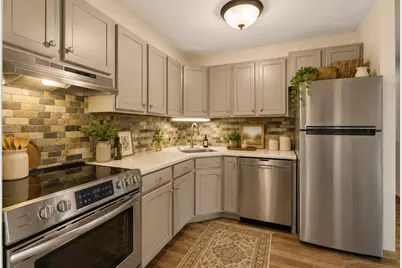 4400 36th Avenue N #318, Robbinsdale, MN 55422 - Photo 2