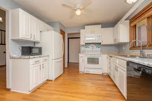 5606 W 132nd St, Savage, MN 55378 - Photo 12