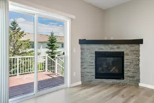 4147 Blakewood Dr, Shakopee, MN 55379 - Photo 10