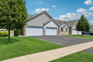 4147 Blakewood Dr, Shakopee, MN 55379 - Photo 1