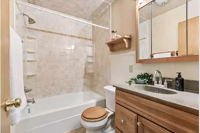 1923 Cottage Avenue E, Saint Paul, MN 55119 - Photo 10