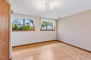 1923 Cottage Ave E, Saint Paul, MN 55119 - Photo 6