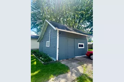 706 Franklin Street SW, Hutchinson, MN 55350 - Photo 22