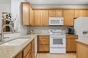 1610 Rivers Pointe Ct, Anoka, MN 55303 - Photo 12