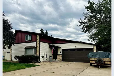6575 Crosby Avenue, Inver Grove Heights, MN 55076 - Photo 1
