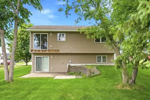 1444 Lokhorst St, Baldwin, WI 54002 - Photo 4