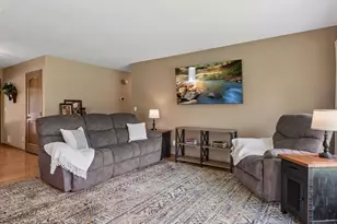 108 Knoll Cir E, Burnsville, MN 55337 - Photo 10