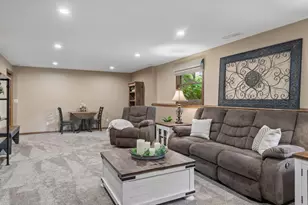 108 Knoll Cir E, Burnsville, MN 55337 - Photo 30