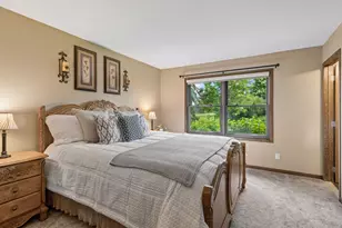 108 Knoll Cir E, Burnsville, MN 55337 - Photo 20