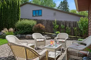 108 Knoll Cir E, Burnsville, MN 55337 - Photo 42