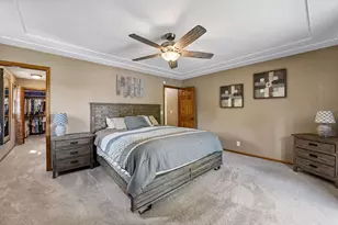 920 Pershing Cir, Burnsville, MN 55306 - Photo 16