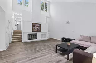 5725 Duncan Ln, Edina, MN 55436 - Photo 10