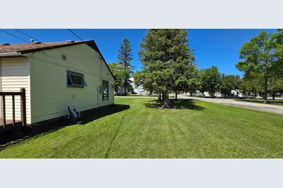 1601 1st Avenue W, International Falls, MN 56649 - Photo 2