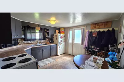 1601 1st Avenue W, International Falls, MN 56649 - Photo 6