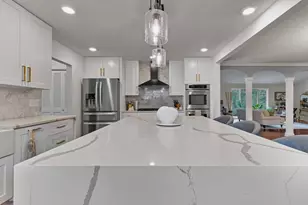 7001 Lanham Ln, Edina, MN 55439 - Photo 8