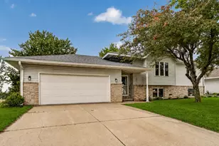130 Nicholas Dr, Lewiston, MN 55952 - Photo 2