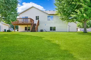 1154 Garden Brook Dr, Sauk Rapids, MN 56379 - Photo 4