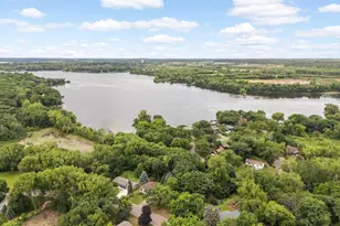 18993 Jordan Trail, Lakeville, MN 55044 - Photo 2