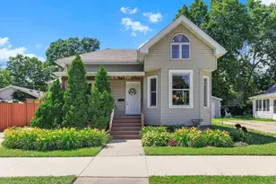 710 1st Ave NW, Faribault, MN 55021 - Photo 1