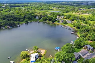 9247 Lake Riley Blvd, Chanhassen, MN 55317 - Photo 56