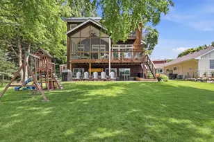 9247 Lake Riley Blvd, Chanhassen, MN 55317 - Photo 42