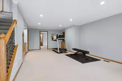 10730 Kiawah Drive, Eden Prairie, MN 55344 - Photo 32