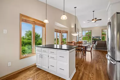 10730 Kiawah Drive, Eden Prairie, MN 55344 - Photo 20