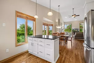 10730 Kiawah Dr, Eden Prairie, MN 55344 - Photo 20