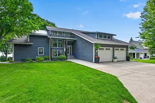 3710 Crestwood Dr NE, Alexandria, MN 56308 - Photo 2