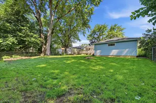 6601 46th Pl N, Crystal, MN 55428 - Photo 32