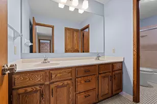 11950 21st St N, Lake Elmo, MN 55042 - Photo 36