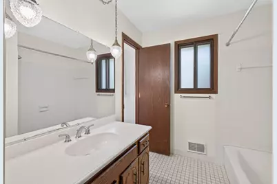 5326 Knox Avenue N, Brooklyn Center, MN 55430 - Photo 22