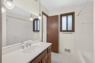 5326 Knox Ave N, Brooklyn Center, MN 55430 - Photo 22