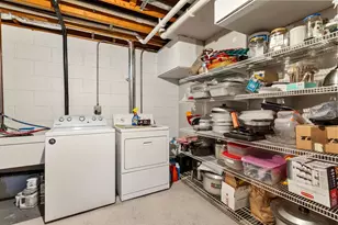 142 Canabury Ct, Little Canada, MN 55117 - Photo 24
