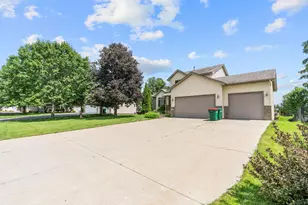 1294 153rd Ln NW, Andover, MN 55304 - Photo 4