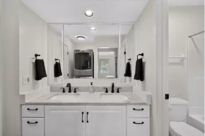 1916 Greenview Place SW, Rochester, MN 55902 - Photo 20